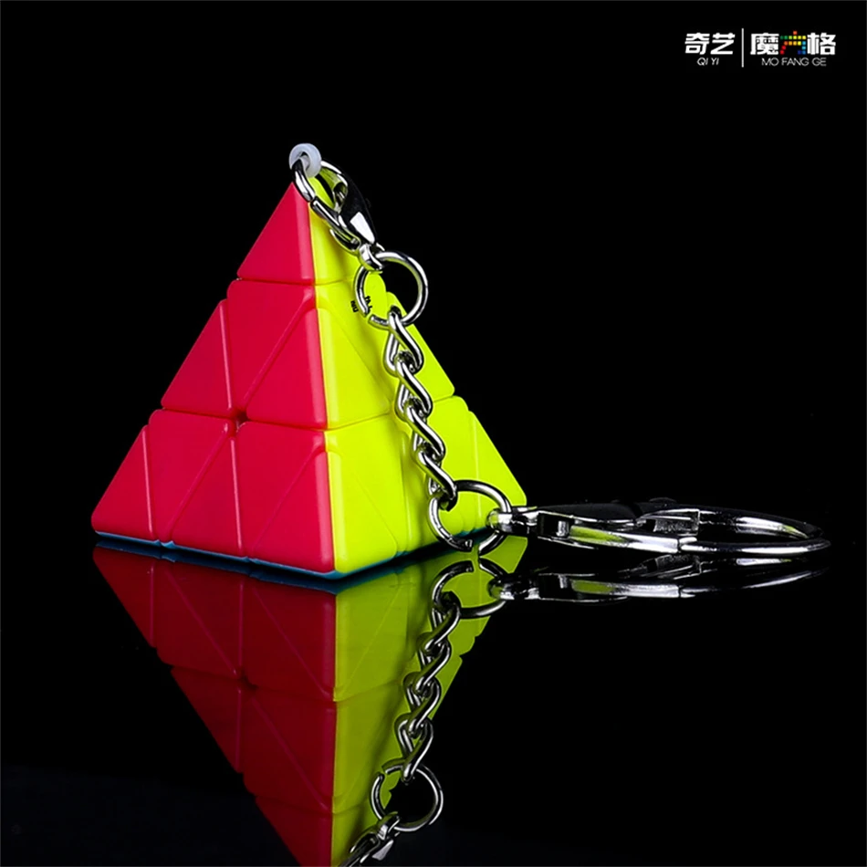 QiYi Speed Magic Cube Strokovno Keychain 2x2x2 3x3x3 Piramida Maple Leaf Mini Otroke, Izobraževalne Puzzle Igrača Darilo