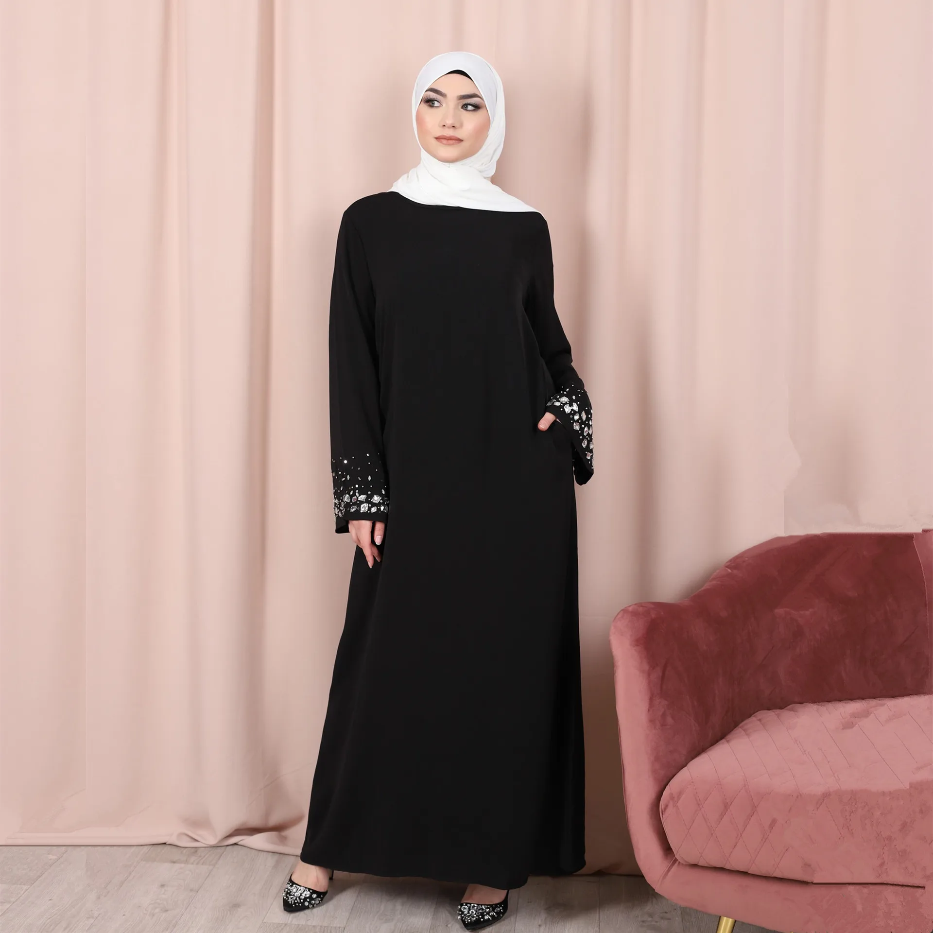 Vroče Prodaje Djellaba Muslimansko Obleko Diamond Beading Abaya Svilnato Elegantno Dolgo Muslimanskih Abayas Ženske Skromno Nosijo Oblačila EID Oblačilih F3014